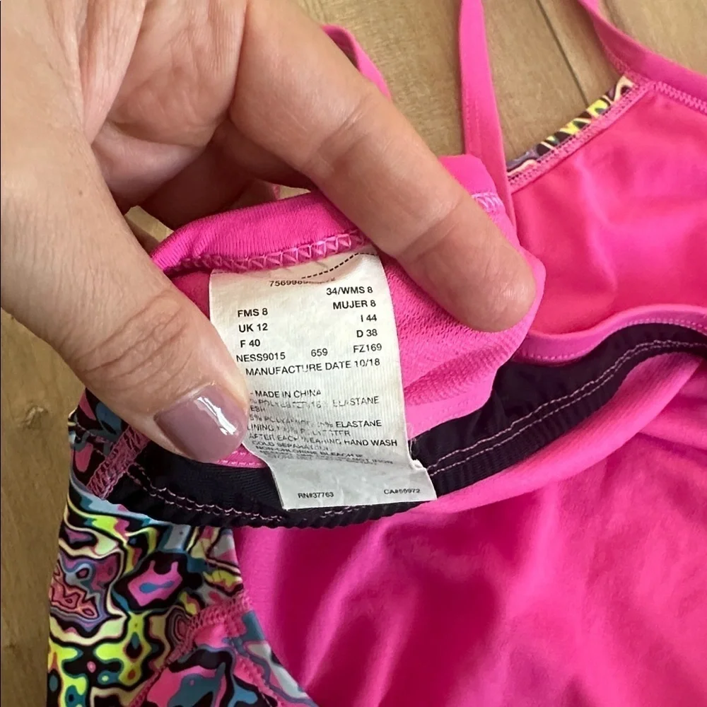 4/$25 NIKE Pink Psychedelic Lined One-Piece Racerback Swimsuit Womens Size 8